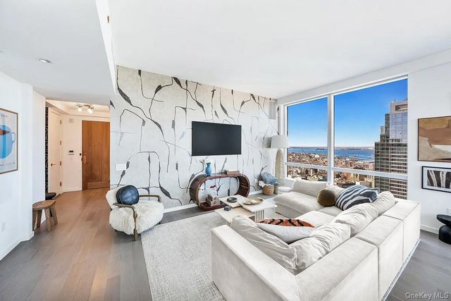 138 Willoughby Street 48A, Brooklyn, NY 11201