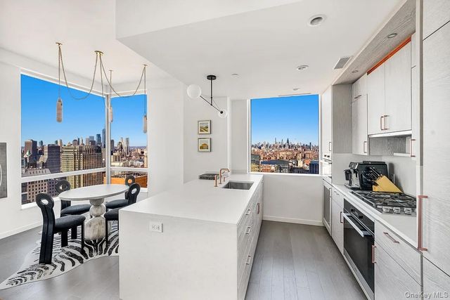 138 Willoughby Street 48A, Brooklyn, NY 11201
