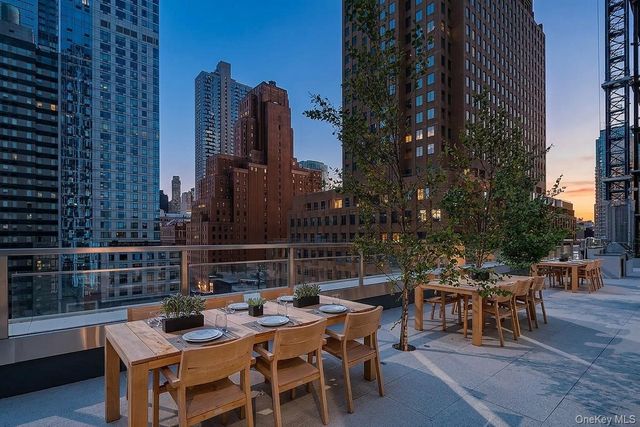138 Willoughby Street 48A, Brooklyn, NY 11201