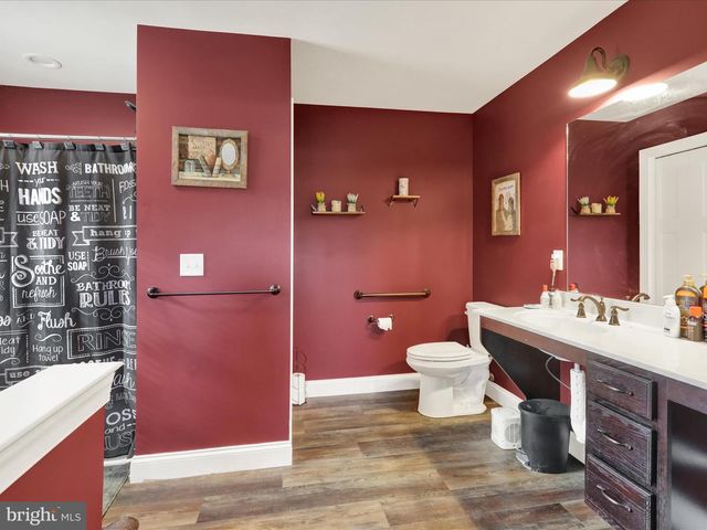 143 ROSEBUSH CT, Womelsdorf, PA 19567