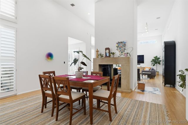 5301 Oak Timber Drive, Tulsa, OK 74131