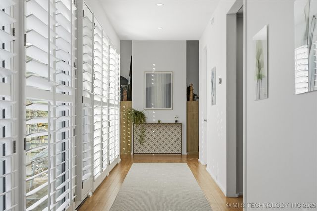 5301 Oak Timber Drive, Tulsa, OK 74131