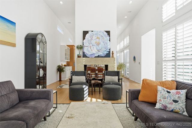 5301 Oak Timber Drive, Tulsa, OK 74131