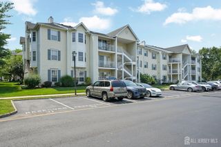 19 Pembrook Avenue, North Brunswick, NJ 08902