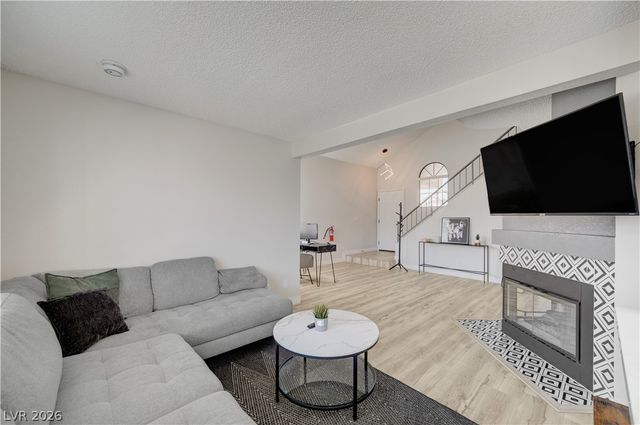 1375 Duet Court, Las Vegas, NV 89119