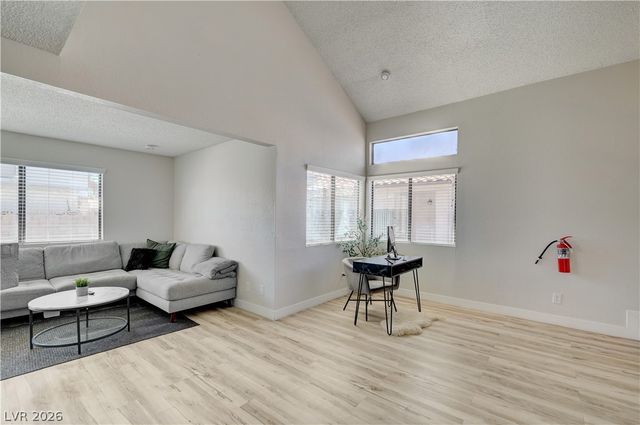 1375 Duet Court, Las Vegas, NV 89119