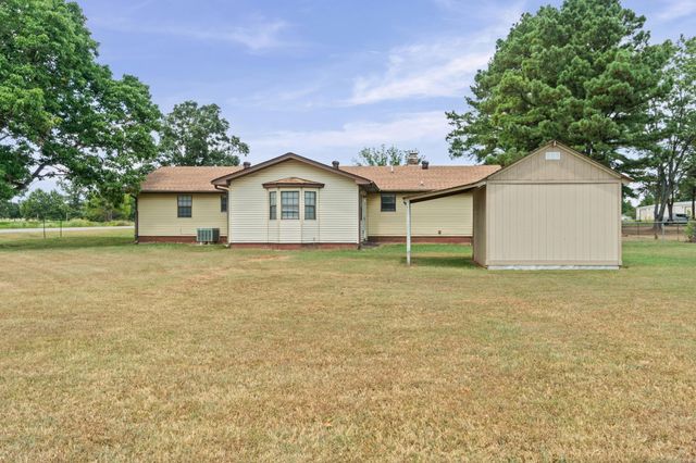 468 Honey Hill Rd., Searcy, AR 72143