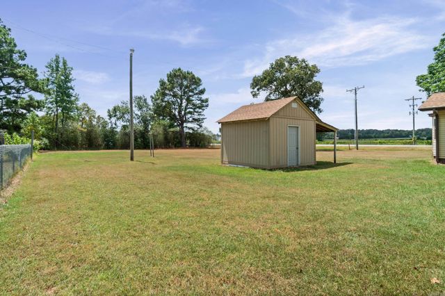 468 Honey Hill Rd., Searcy, AR 72143
