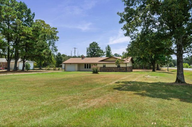 468 Honey Hill Rd., Searcy, AR 72143