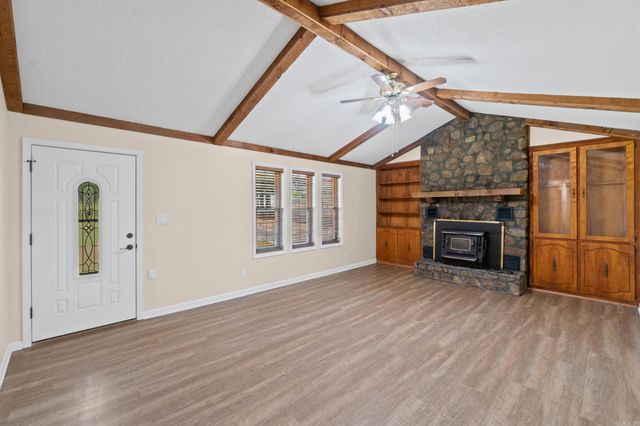 468 Honey Hill Rd., Searcy, AR 72143