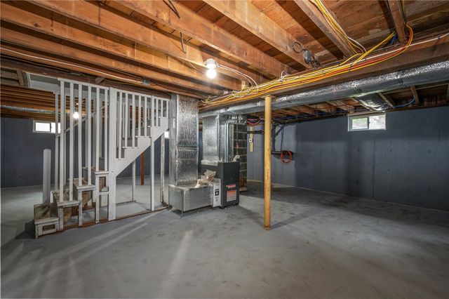 142 Yucatan Drive, Warwick, RI 02889