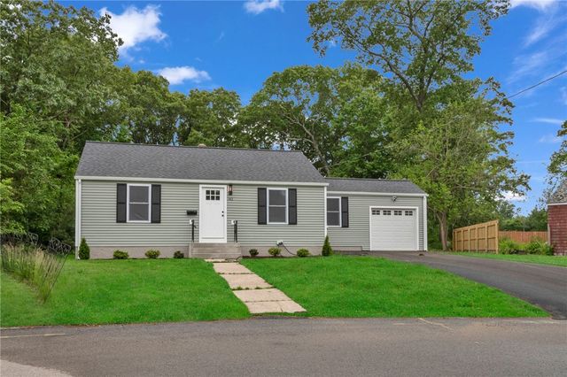 142 Yucatan Drive, Warwick, RI 02889
