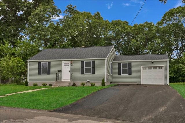 142 Yucatan Drive, Warwick, RI 02889