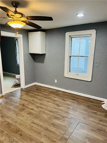 7605 Lawn Avenue, Cleveland, OH 44102
