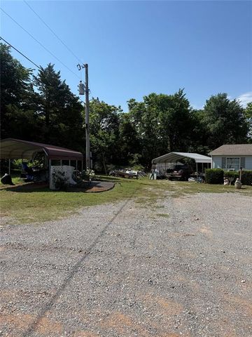 908 County Street 2983, Blanchard, OK 73010