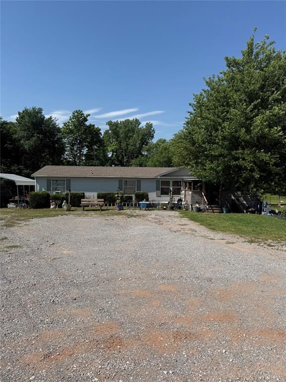908 County Street 2983, Blanchard, OK 73010