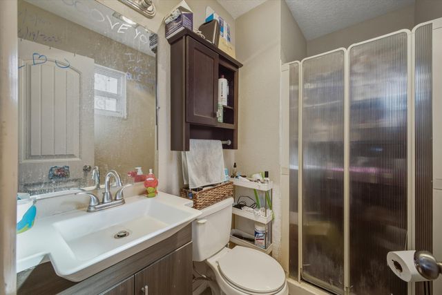 617 Turquoise Court NE, Albuquerque, NM 87123