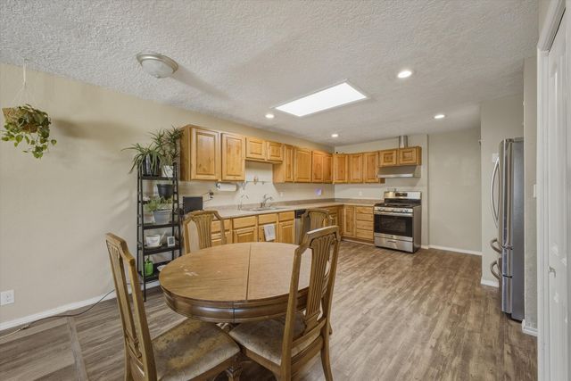 617 Turquoise Court NE, Albuquerque, NM 87123