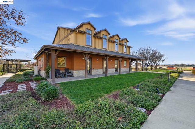 245 Fennel Way, Livermore, CA 94551