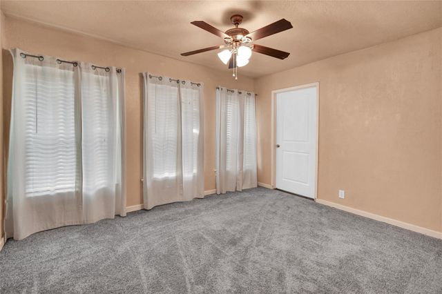 1219 W 5th Street, Freeport, TX 77541