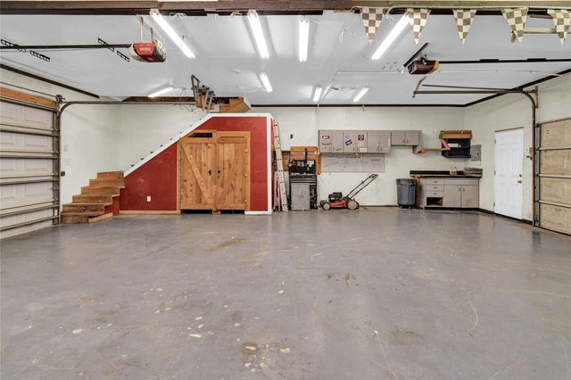 1219 W 5th Street, Freeport, TX 77541