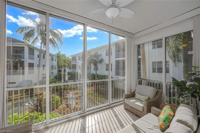 831 Sailaway LN 104, Naples, FL 34108