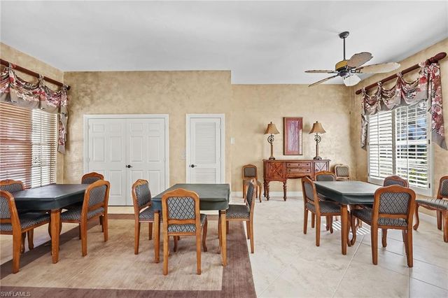 831 Sailaway LN 104, Naples, FL 34108