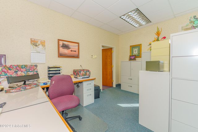 16 Hunter Brook Lane, Queensbury, NY 12804