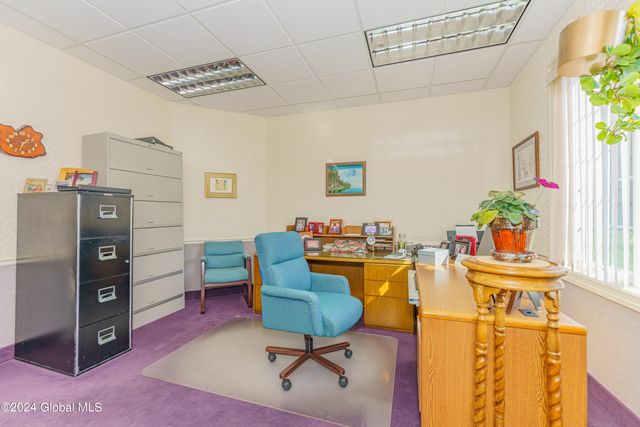 16 Hunter Brook Lane, Queensbury, NY 12804