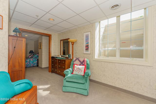 16 Hunter Brook Lane, Queensbury, NY 12804