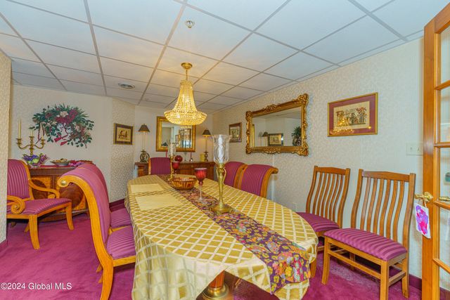 16 Hunter Brook Lane, Queensbury, NY 12804