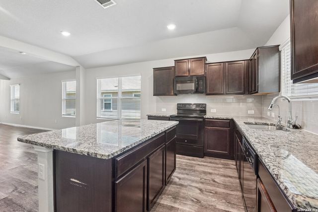 10403 Barbeque Bay, Converse, TX 78109