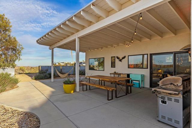 1862 Inca Trail, Yucca Valley, CA 92284