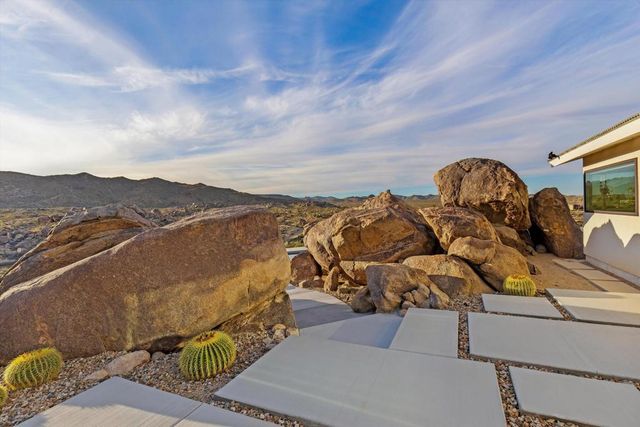 1862 Inca Trail, Yucca Valley, CA 92284