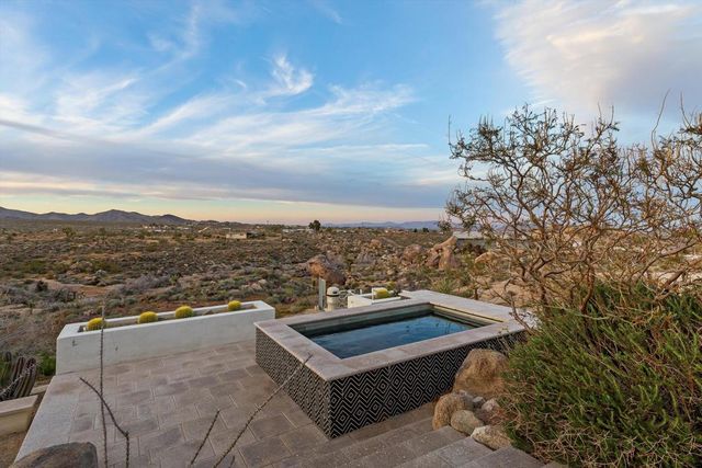 1862 Inca Trail, Yucca Valley, CA 92284