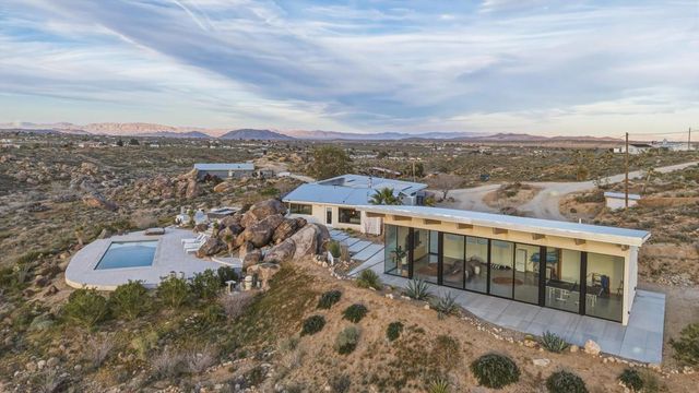 1862 Inca Trail, Yucca Valley, CA 92284