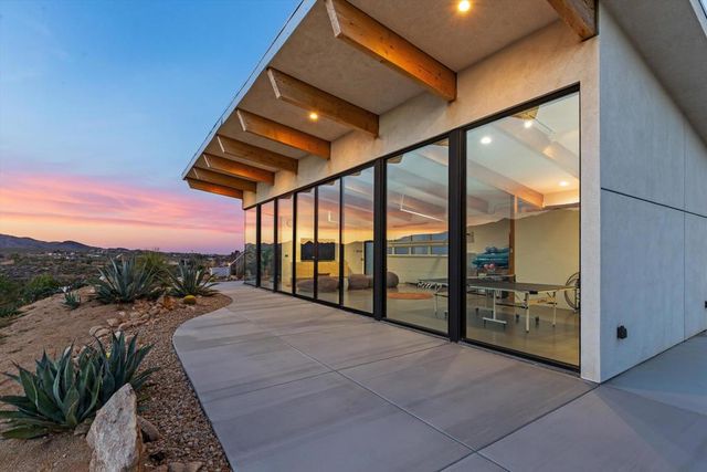 1862 Inca Trail, Yucca Valley, CA 92284