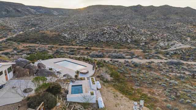 1862 Inca Trail, Yucca Valley, CA 92284