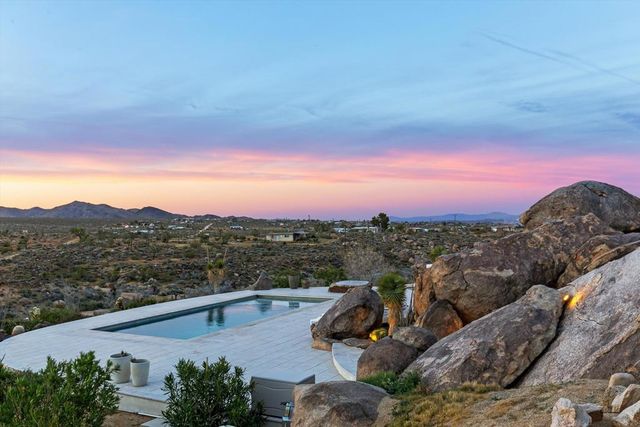 1862 Inca Trail, Yucca Valley, CA 92284