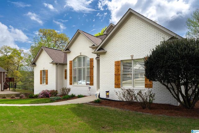 2752 OAKLEAF CIRCLE, Helena, AL 35022