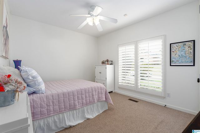 2752 OAKLEAF CIRCLE, Helena, AL 35022