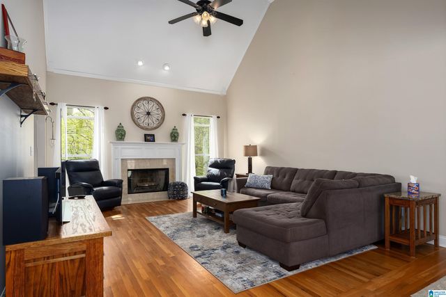 2752 OAKLEAF CIRCLE, Helena, AL 35022