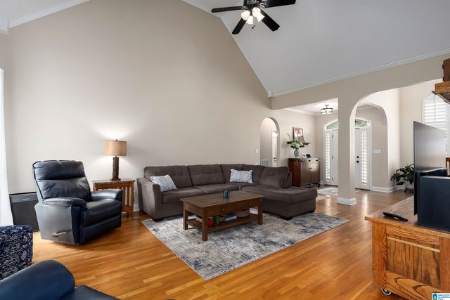 2752 OAKLEAF CIRCLE, Helena, AL 35022