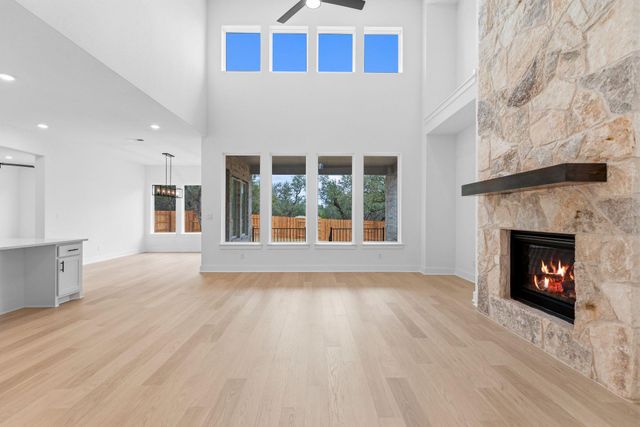 1017 Twisted Tarpley LN, Georgetown, TX 78628