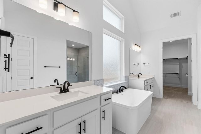 1017 Twisted Tarpley LN, Georgetown, TX 78628