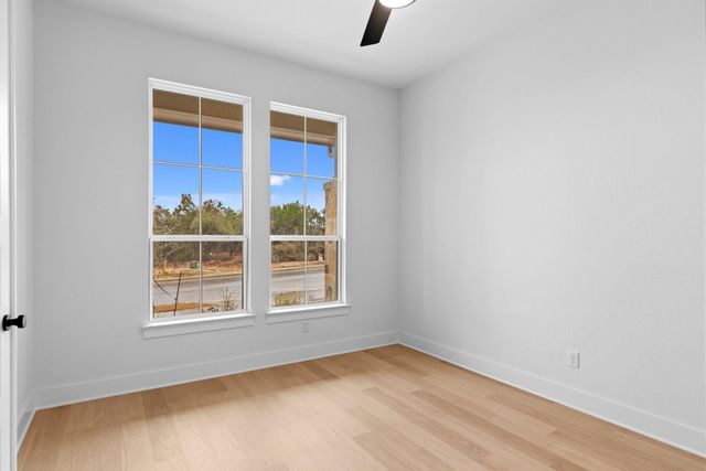 1017 Twisted Tarpley LN, Georgetown, TX 78628