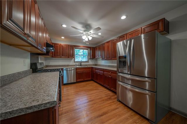 25 Quail Ridge Road, Taylorsville, GA 30178