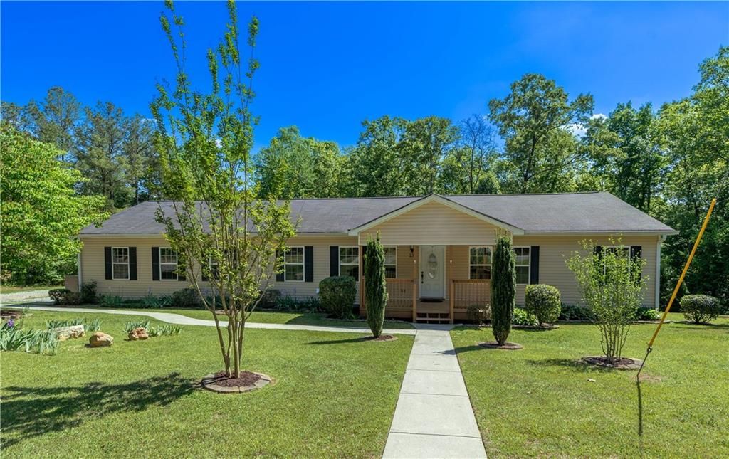 25 Quail Ridge Road, Taylorsville, GA 30178