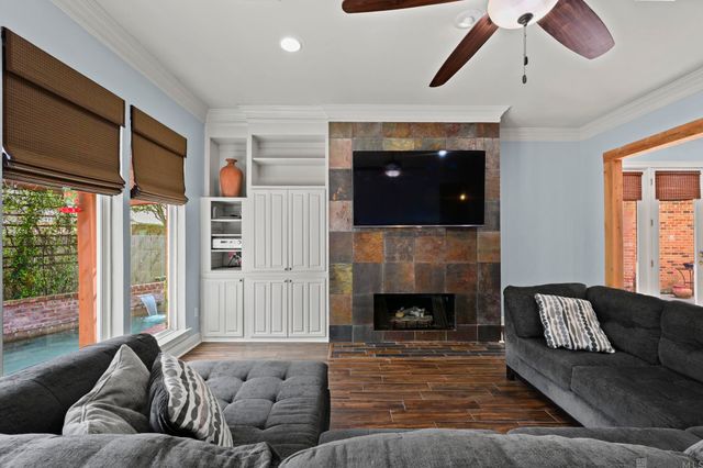 10154 Hyde Park, Baton Rouge, LA 70816