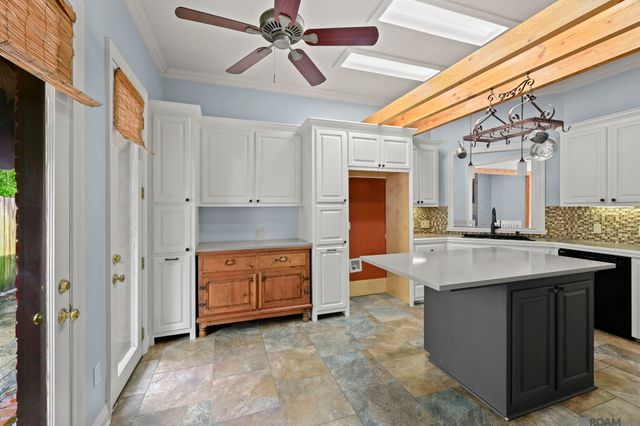 10154 Hyde Park, Baton Rouge, LA 70816